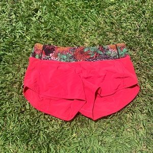 [lululemon] Pink Floral Running Shorts - Size 6